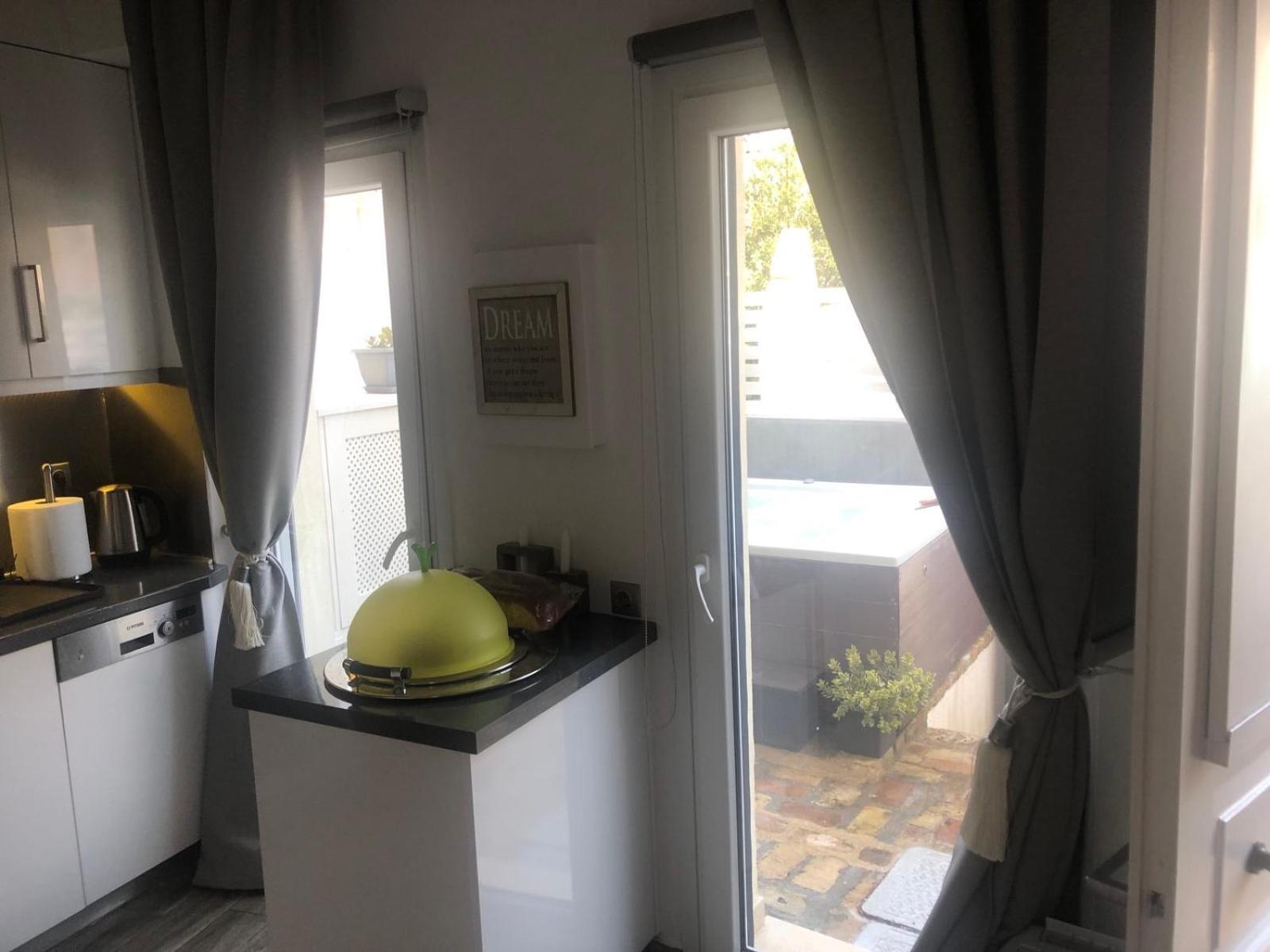 Anemomilos Jacuzzi Suite Corfu  Экстерьер фото